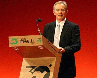 Tony Blair: «Una sociedad, para ser armoniosa, tiene que dejar espacio a la fe»