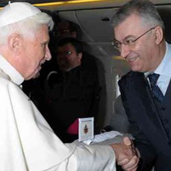 Patricio Polisca, médico del Papa: «No entiendo mi vida sin servir a la Iglesia»