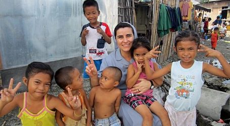 María del Pino Rodríguez de Rivera, Mapi: De campeona de España de saltos en natación a monja misionera con los pobres en Filipinas