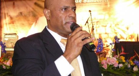 Félix Pimentel pactó con el demonio para triunfar como cantante y ahora canta y predica para Cristo