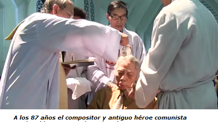 El compositor vietnamita Tô Hai, lleno de medallas comunistas, músico estrella del régimen, se bautiza católico a los 87 años y ahora se llama Francisco