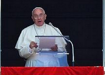 Papa Francisco en Regina Coeli: “El regalo que Jesús lleva al Padre son sus llagas: Dios perdona siempre”