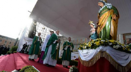 Papa Francisco en homilía en Caserta: «Dar el primado a Dios significa decir no al mal, no a la violencia, no a los abusos, para vivir una vida de servicio a los demás»