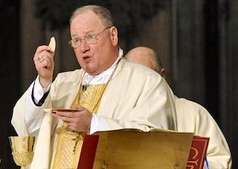 ¿Cómo que la misa es aburrida? El cardenal Dolan dice que “lo que Jesús hace siempre funciona y nunca es aburrido. La Misa es un milagro que Jesús hace con y para nosotros”
