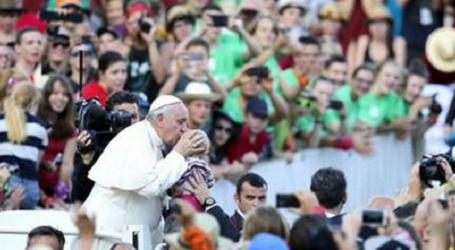 Papa Francisco a 50.000 monaguillos: «Con vuestra facilidad para el encuentro podéis llegar más fácilmente a la mente y al corazón de los que están lejos del Señor»