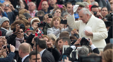 Papa Francisco en la Audiencia General: «La Iglesia está llamada a hacerse cercana a cada persona, comenzando por los más pobres»