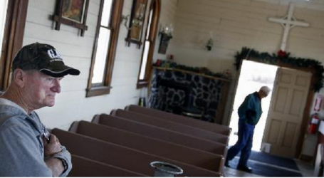 Greg Thomas de 62 años se cura milagrosamente de cáncer terminal, detectado hace 5 años, reconstruyendo una capilla católica para encontrar paz para su alma