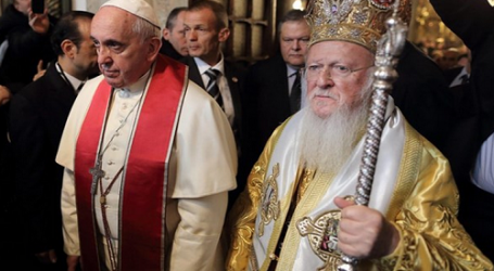 Papa Francisco en liturgia ortodoxa en Turquía: «Los Pobres, las víctimas de los conflictos y los jóvenes piden unidad a los cristianos»