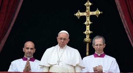 Papa Francisco en Bendición Urbi et orbi: «Jesús, salvador del mundo, traiga la paz»