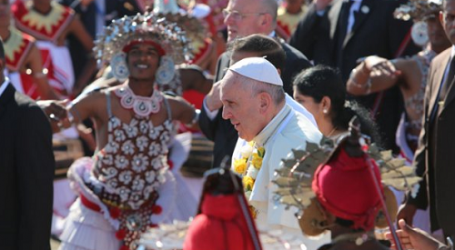 Papa Francisco a las autoridades de Sri Lanka: “Diversas tradiciones religiosas tienen un papel esencial en el delicado proceso de reconciliación y reconstrucción”