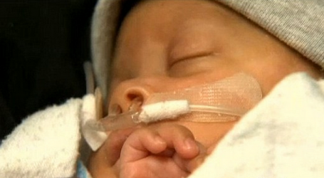 Silas Philips, “bebé milagro” nacido dentro del saco amniótico, “nació prematuro a las 26 semanas, pero está saludable y casi listo para ir a casa”, según los médicos