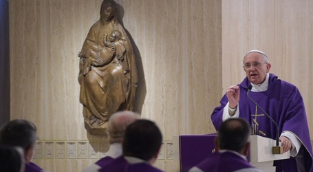 Papa Francisco en homilía en Santa Marta: «Dios me perdona pero quiere que yo perdone a los demás»