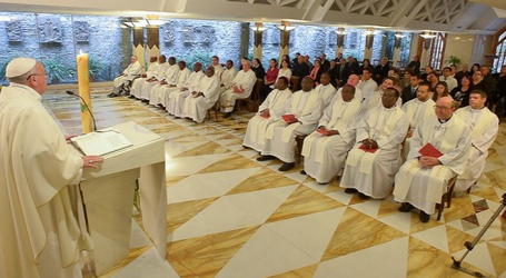 Papa Francisco en homilía en Santa Marta: «El cristiano sabe soportar las tribulaciones con confianza»