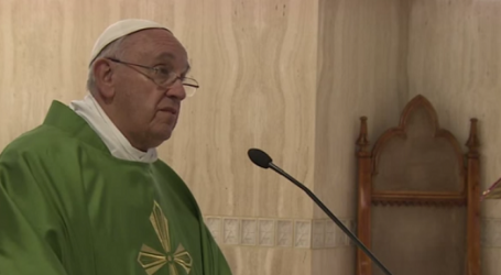 Papa Francisco en homilía en Santa Marta: «No acumulemos riquezas para nosotros mismos»