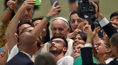 Papa Francisco a los jóvenes del MEJ: «Las tensiones y conflictos me hacen crecer y se resuelven con el diálogo»