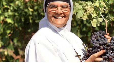 Sor Margarita Piludu, la «monja del vino»: vivió un milagro y lleva 60 años de entrega enológica para sostener a los excluidos