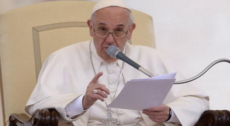 Una reflexión del Papa Francisco para el día de todos los fieles difuntos: «El Amor de Dios es más fuerte que la muerte»