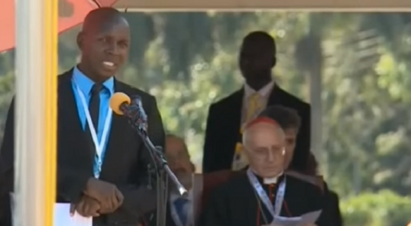 Emmanuel Odokonyero ante el Papa: “He perdonado a quienes me secuestraron y torturaron porque Jesucristo venció el poder de la muerte sufriendo en la cruz”
