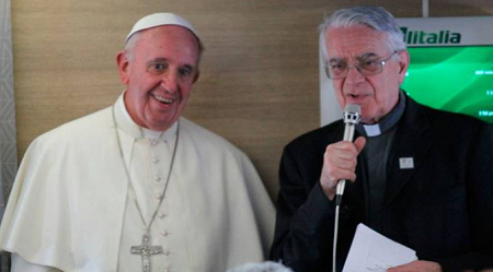 El Papa sobre el clima en el vuelo de regreso a Roma: “o se cambia ahora o nunca más. Estamos al borde de un suicidio”