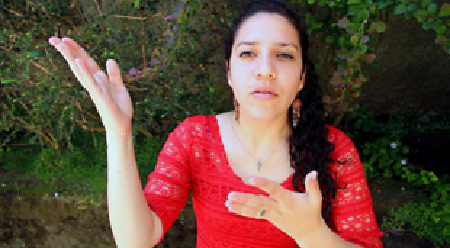 Carla Aguayo transmite en Lengua de Señas el amor de Dios a quienes no pueden oír: “Yo no soy la que mueve las manos, es el mismo Dios”