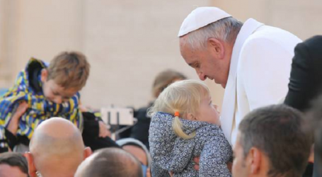 Papa Francisco en la Audiencia General: «Un signo de la vida cristiana y de la Misericordia es amar y perdonar»