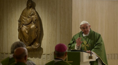 Papa Francisco en homilía en Santa Marta: «La fe es la mayor herencia que podemos dejar»