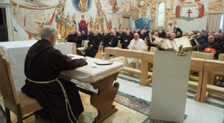 1ª predicación de Cuaresma del P. Raniero Cantalamessa al Papa y a la Curia: «La adoración en Espíritu y Verdad»