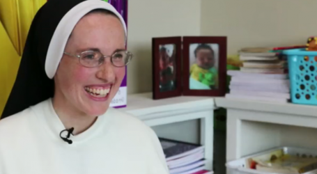 La madre de Mary Gianna Klein se acercó al Señor y rezaba el rosario, ella se resistía, pero se dejó guiar por Dios y es monja