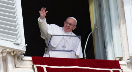 Papa Francisco en el Ángelus: «Dios no nos clava a nuestro pecado, no nos identifica con el mal»