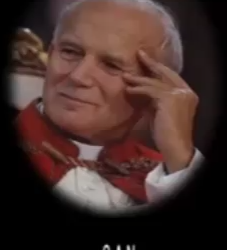 La voz de San Juan Pablo II se escucha en la Vigilia de la Divina Misericordia en San Pedro, el día que se cumplen 11 años de su muerte