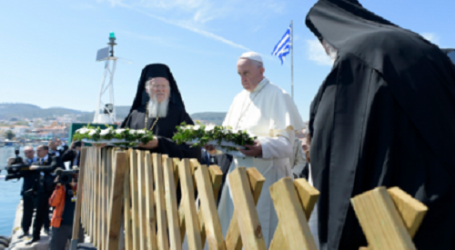 Oración del Papa en Lesbos por las víctimas de las migraciones: «Dios de Misericordia, te pedimos por todos los que han muerto después de haber dejado su tierra»