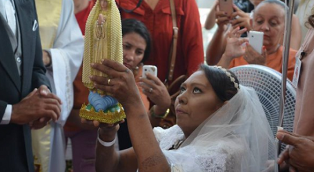 Sandra Raquel Nogueira Pereira que tiene cáncer se casó en el hospital y toda su familia se consagró a la Virgen de Fátima