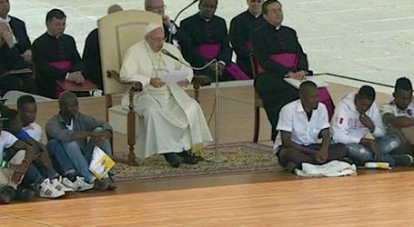 El Papa en la audiencia invita a todos a rezar la misma oración que él hace antes de dormir: “Señor, si quieres, puedes purificarme”