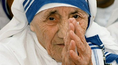 Oración a la Madre Teresa de Calcuta en su canonización pidiendo la conversión del corazón / Por P. Carlos García Malo