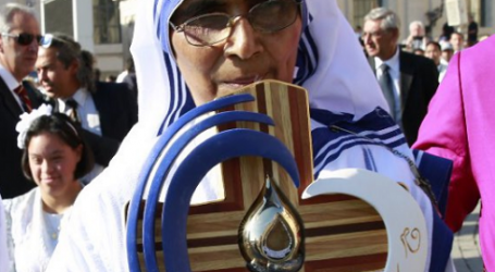 El Papa Francisco canoniza a la Madre Teresa: “declaramos a la Beata Teresa de Calcuta Santa y la inscribimos en el Catálogo de los Santos”