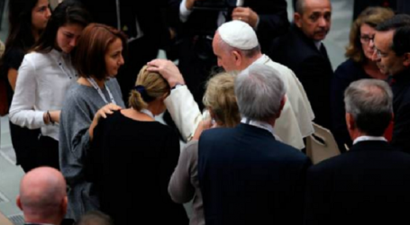 El Papa a las víctimas del terrorismo en Niza: “Responder a los asaltos del demonio con las obras de Dios: perdón,  amor y respeto a los demás”