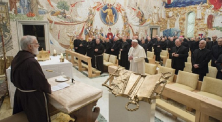 1ª predicación de Adviento ante el Papa del P. Raniero Cantalamessa: “comprenderemos plenamente quién es el Espíritu Santo solamente en el paraíso”