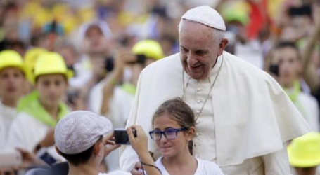 Mensaje del Papa Francisco por la Jornada Mundial de la Juventud 2017: “Cuando Dios toca el corazón de un joven o de una joven, se vuelven capaces de grandes obras”