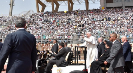 Video completo de la Santa Misa presidida por el Papa Francisco en el Estadio Air Defence de El Cairo