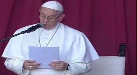 Papa Francisco a los Consagrados de Egipto: “Sean motivo de salvación para todos, sobre todo para los últimos”