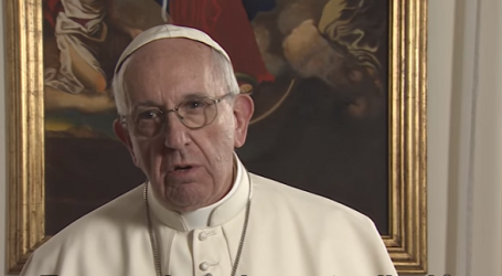 Papa Francisco pide rezar en junio para “poner fin al comercio de las armas, que causa tantas víctimas inocentes”