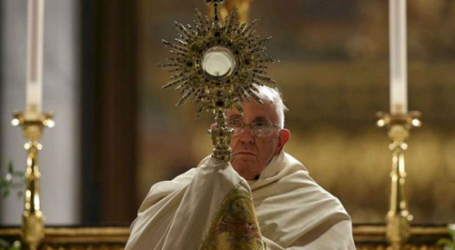 Video completo de la Santa Misa presidida por el Papa Francisco en la Solemnidad del Corpus Christi y procesión Eucarística