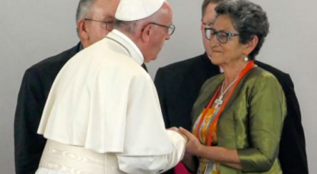 Pastora Mira cuenta al Papa como ha perdonado “gracias a Dios” a los asesinos de su padre, esposo y dos hijos