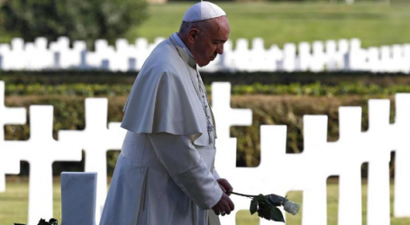 Papa Francisco / En homilía de los fieles difuntos: «El mundo está en guerra. No más Señor, no más. Con la guerra se pierde todo»