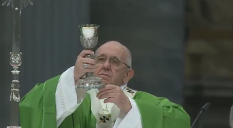 Papa Francisco en homilía de la Misa de la Jornada Mundial de los Pobres: «Todos somos mendigos de lo esencial, del amor de Dios»