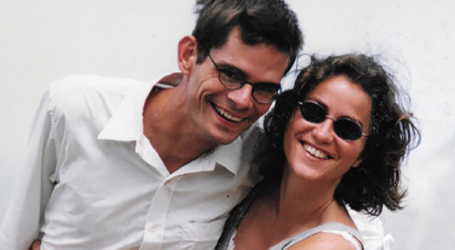 Axelle Huber cuenta su «viaje de fe» junto a su esposo Léonard que falleció de Enfermedad Lateral Amiotrófica: «Dios entró en nuestra vida a través de la ELA»