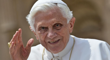 Benedicto XVI escribe una carta al Corriere della Sera: «En la lenta disminución de las fuerzas físicas, interiormente estoy en peregrinación hacia Casa»