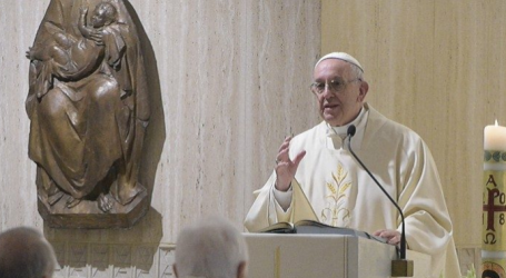 El Papa en Santa Marta 4-5-18: «Que los obispos custodien y velen por sus fieles»
