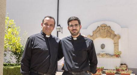 José Miguel Bracero y Francisco Antonio López llamados por Dios a ser sacerdotes en la pobreza de Etiopía y en Fátima: Dejaron Comercio internacional y arquitectura