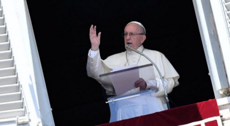 Papa Francisco en el Ángelus 15-7-18: « El Evangelio se anuncia con pobreza de medios y sobriedad, no como divos de gira»